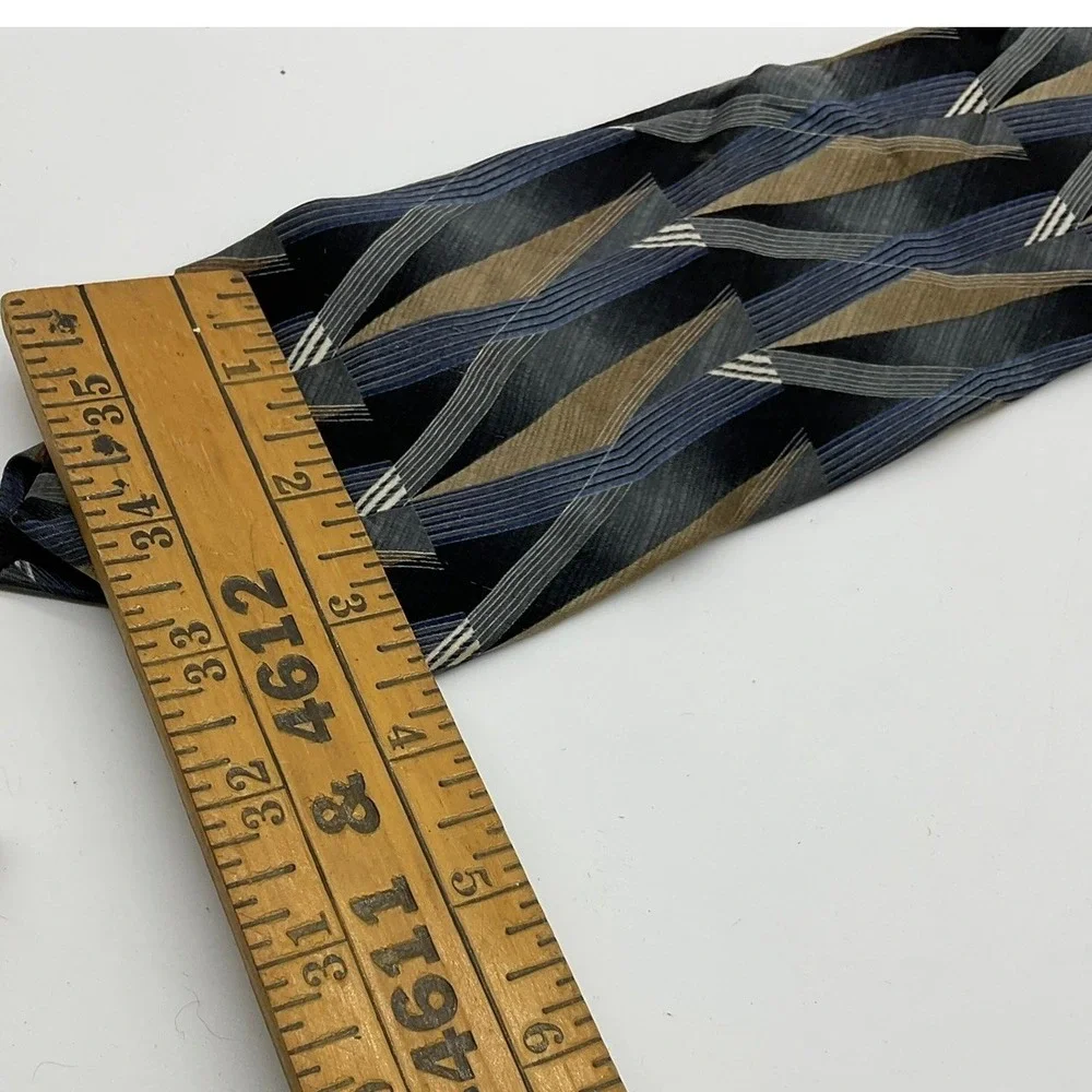 Essante Necktie Men Blue Tan Geometric 100% Silk Abstract Professional Accessory
